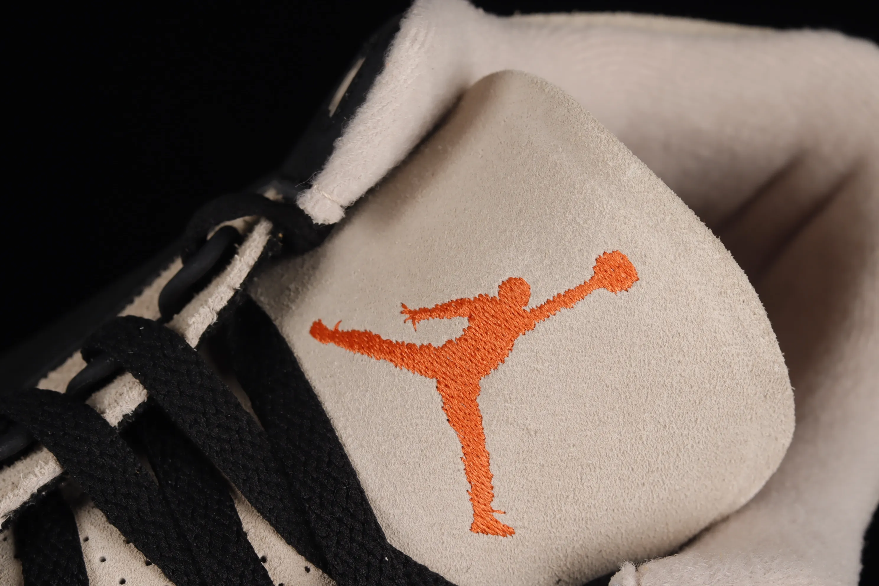 All categories Air Jordan Jordan series basketball shoes Air Jordan 3 foreign trade version Air Jordan 3 SE "Denim" AJ3 Joe 3 black brown cement CT8532-008
